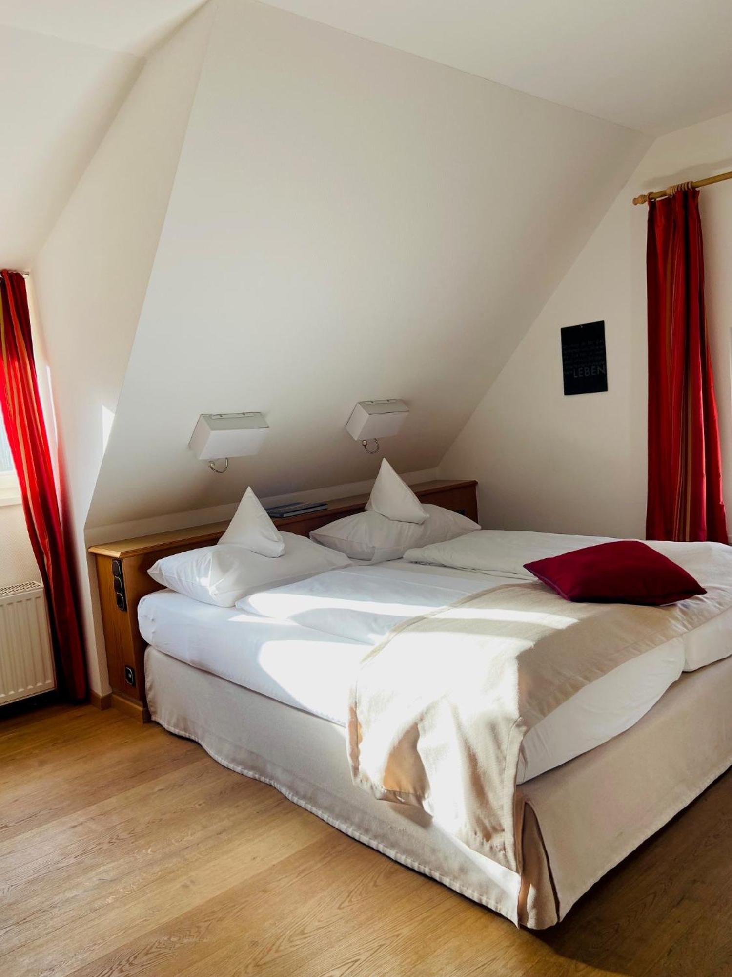 Hotel Fischerhaus Starnberg Exterior photo
