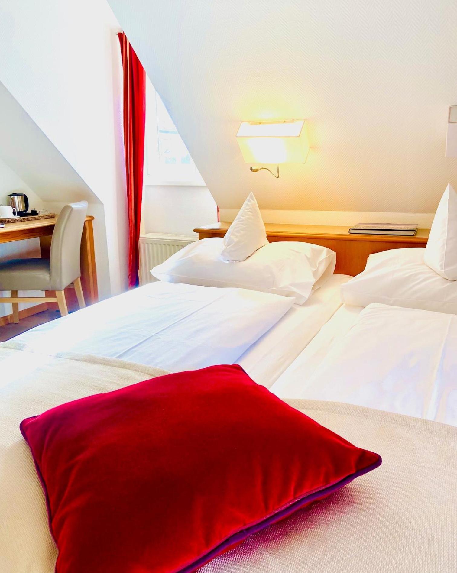 Hotel Fischerhaus Starnberg Exterior photo