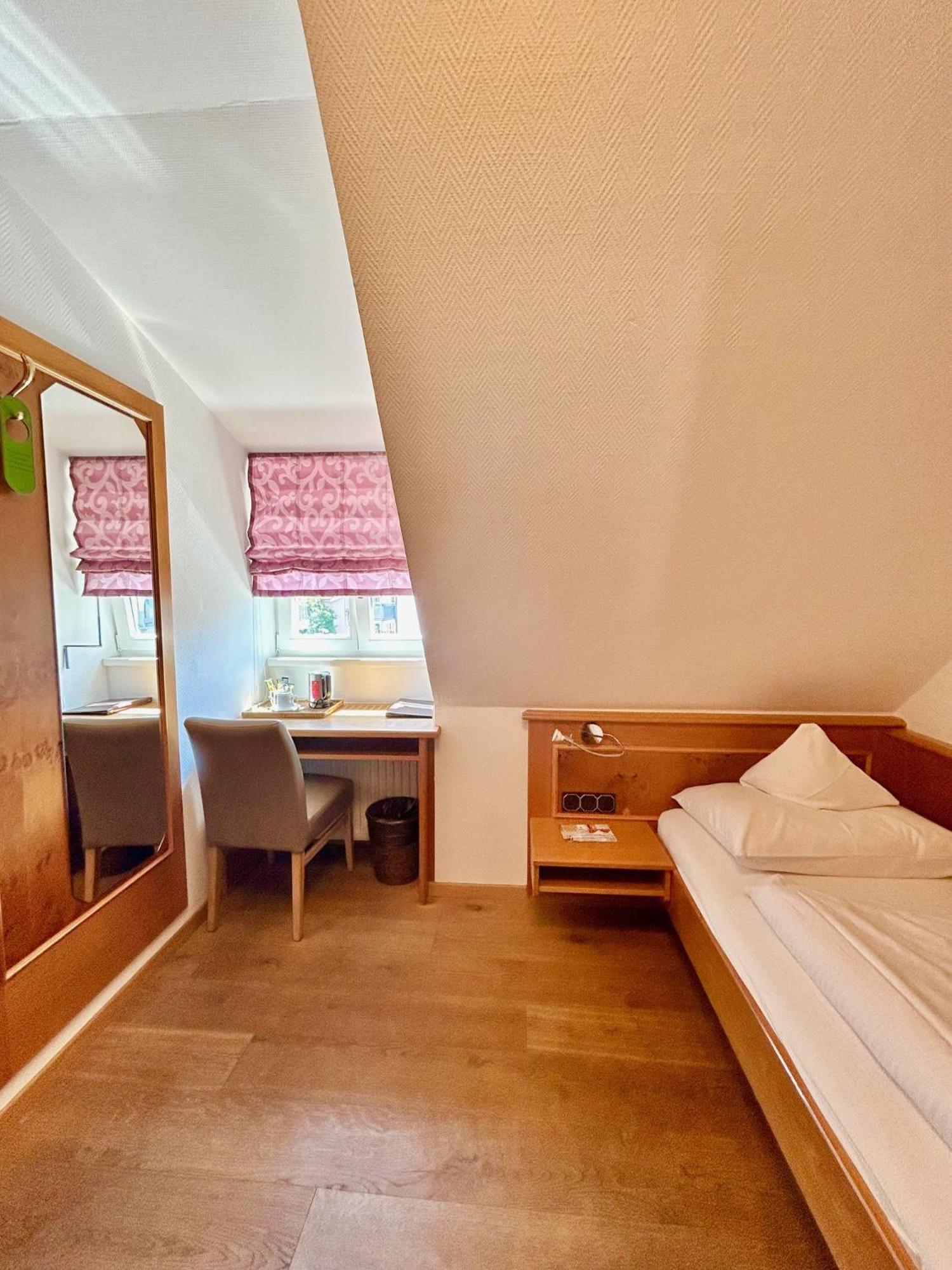 Hotel Fischerhaus Starnberg Exterior photo