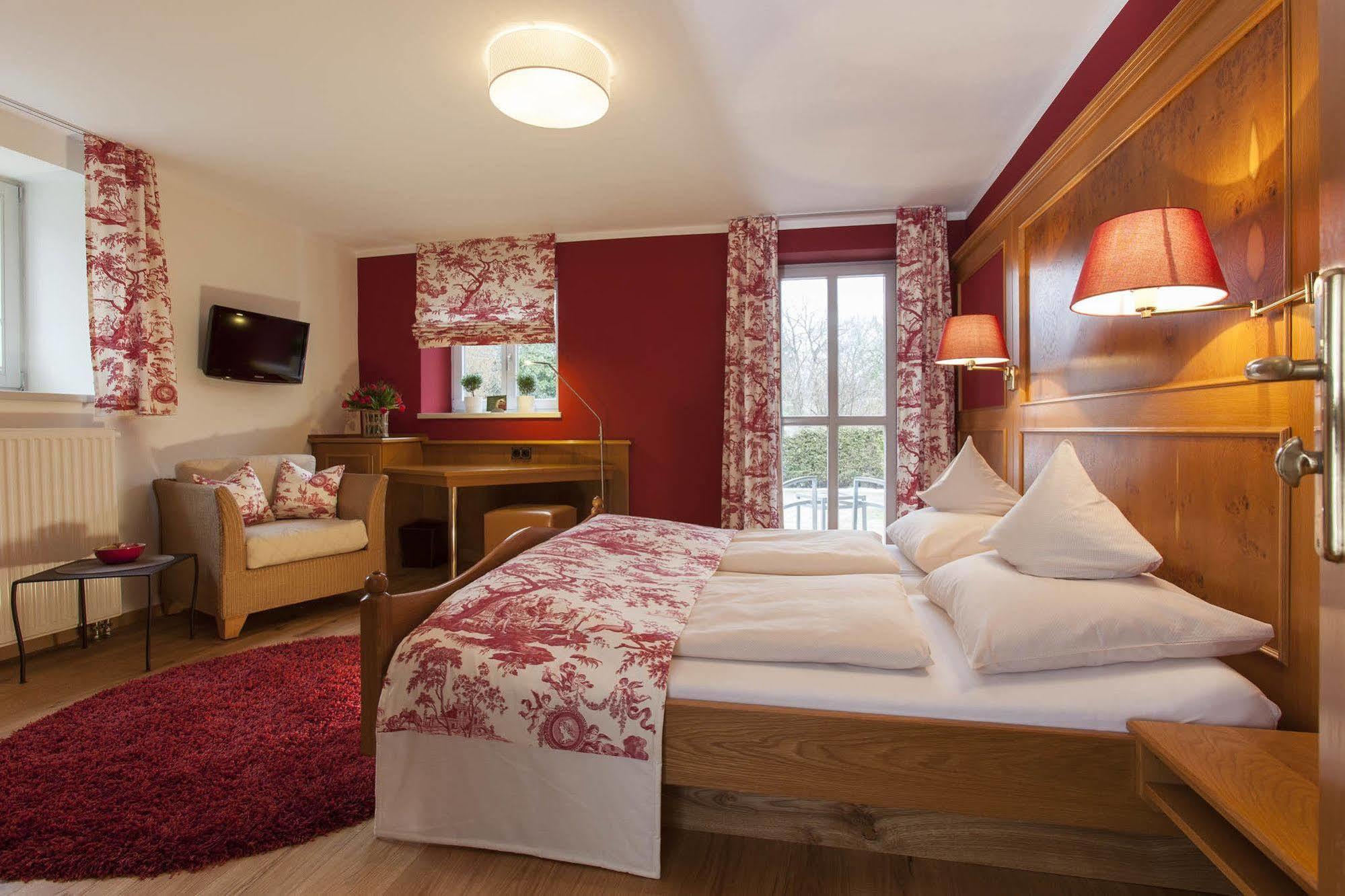 Hotel Fischerhaus Starnberg Exterior photo