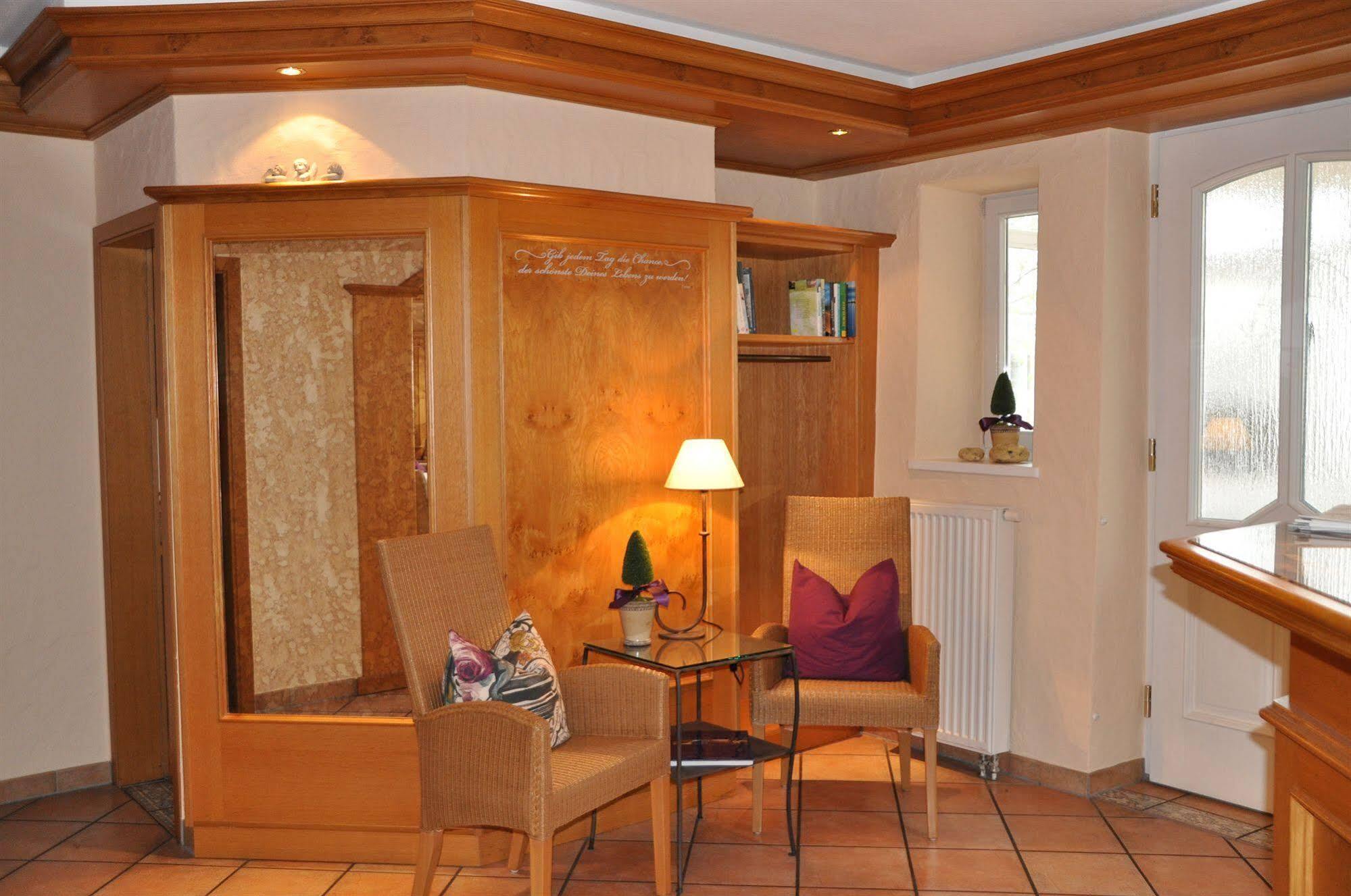 Hotel Fischerhaus Starnberg Exterior photo